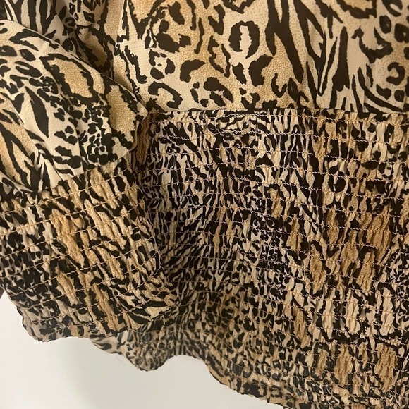 H&m Leopard Long Sleeve Blouse Size 12 - Picture 6 of 6
